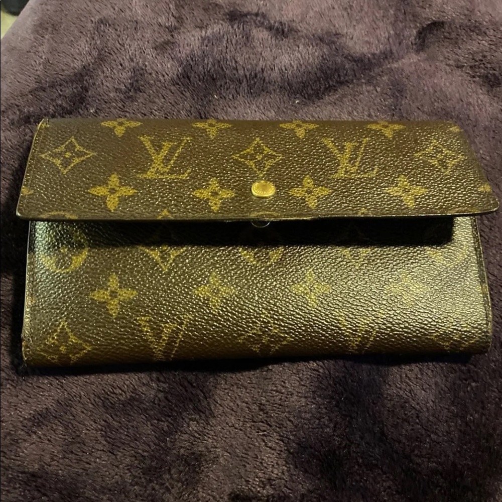 Louis  Vuitton wallet Guaranteed authentic